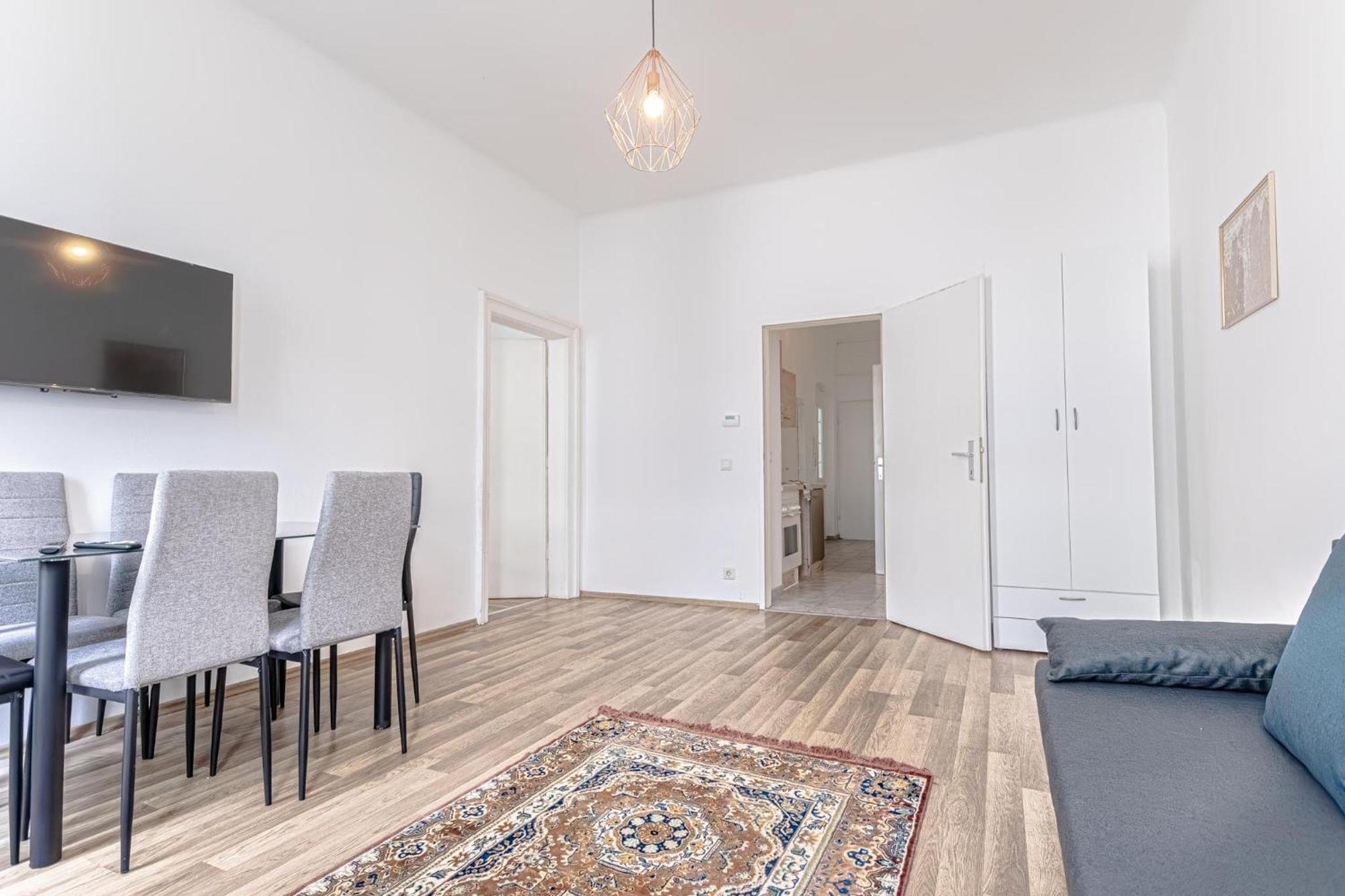 Explore Vienna 2Br And 1Lr Retreat Near Westbahnhof Buitenkant foto