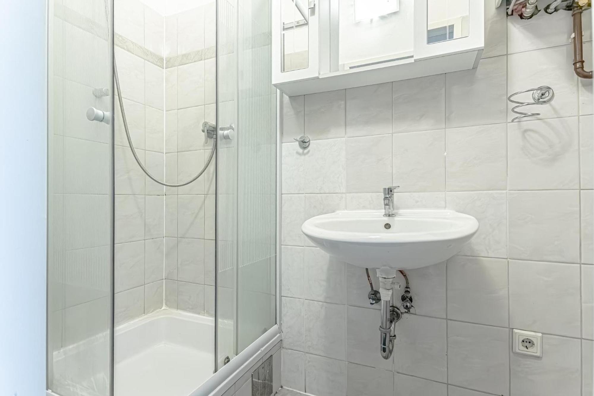 Explore Vienna 2Br And 1Lr Retreat Near Westbahnhof Buitenkant foto