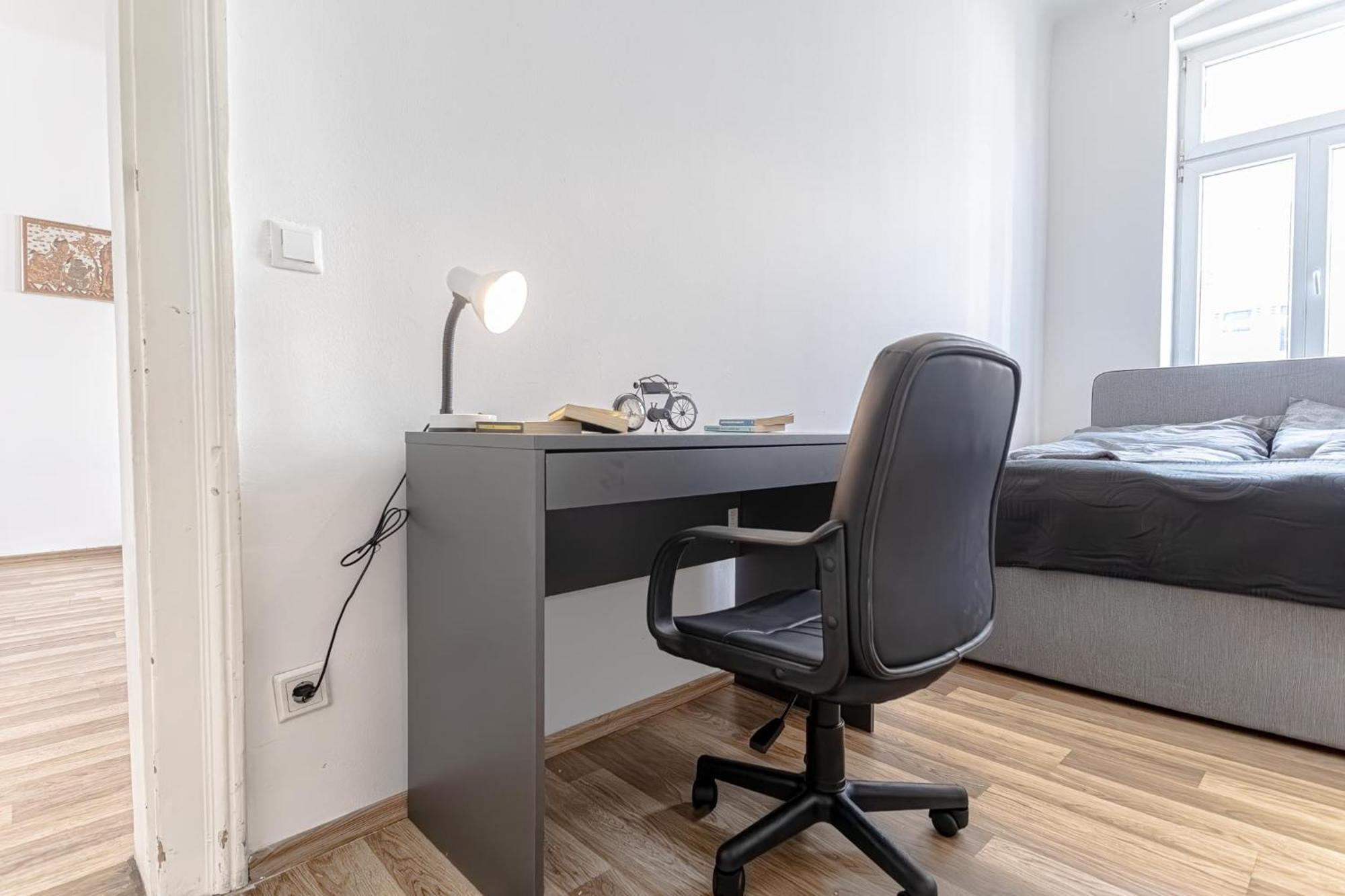 Explore Vienna 2Br And 1Lr Retreat Near Westbahnhof Buitenkant foto